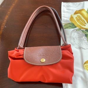 Longcham tote bag never use very hood conditions